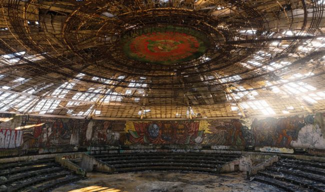 urban-urbex-exploration-bulgarie-bouzloudja-communisme-buzludzha-1891