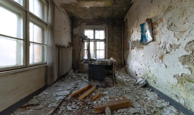 urban-urbex-exploration-bulgarie-secretaire-bureau