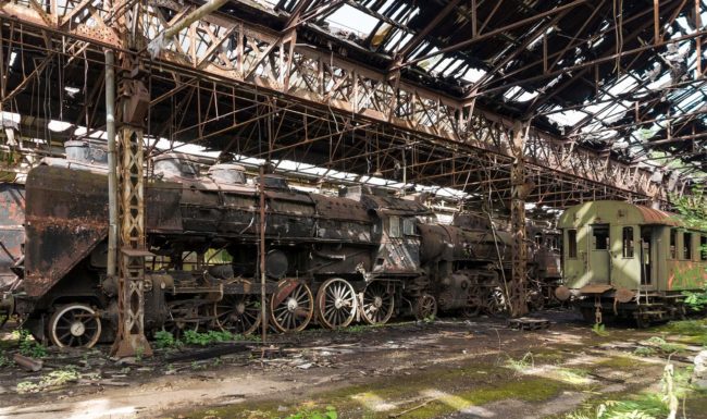 urbex-urban-exploration-hongrie-train-Istvantelek-locomotive