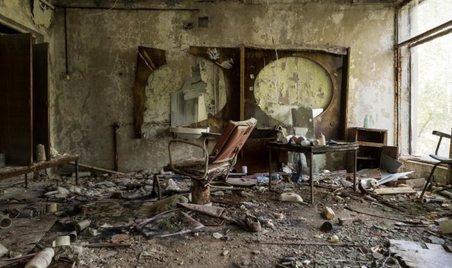 urbex-urban-exploration-ukraine-tchernobyl-pripiat-coiffeur