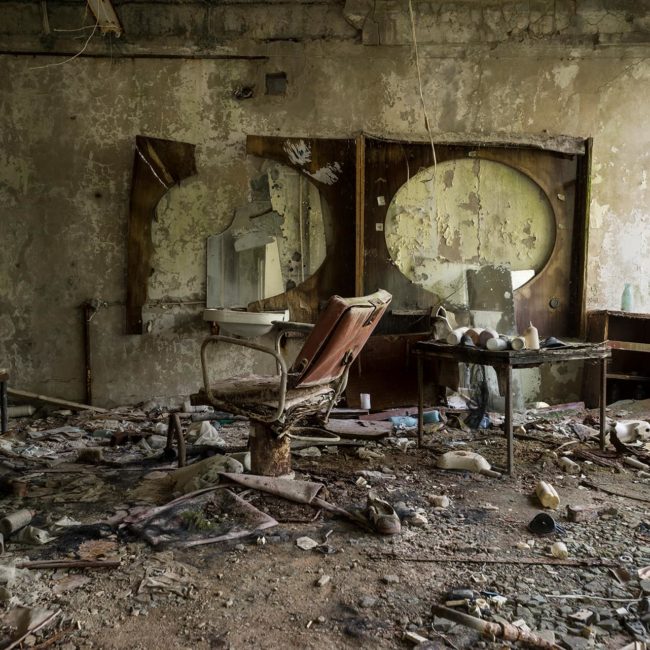 urbex-urban-exploration-ukraine-tchernobyl-pripiat-coiffeur