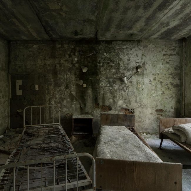 urbex-urban-exploration-ukraine-tchernobyl-pripiat-habitation-chambre