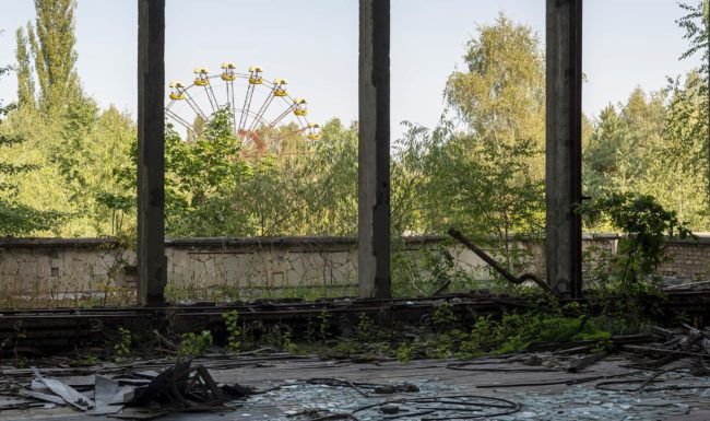 urbex-urban-exploration-hongrie-train-Istvantelek-red-star