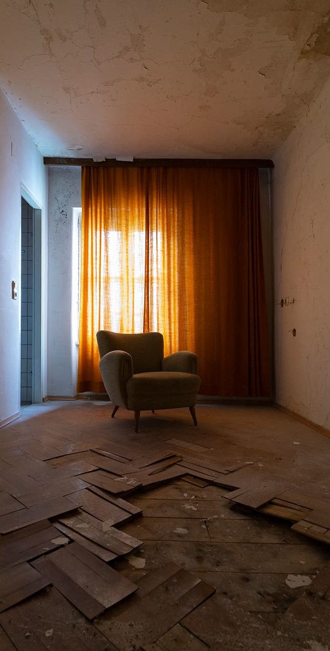 urbex-exploration-autriche-hotel-thermal-fauteuil