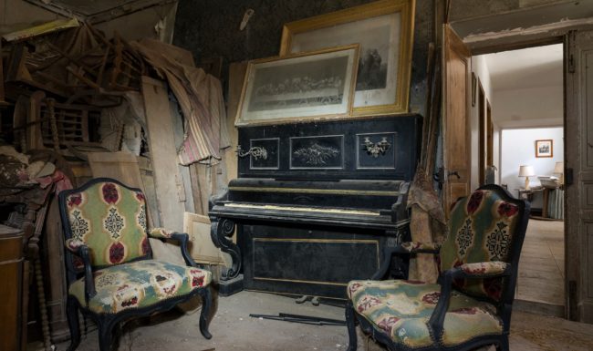 urbex-exploration-frabce-chateau-viticole-ouest-piano