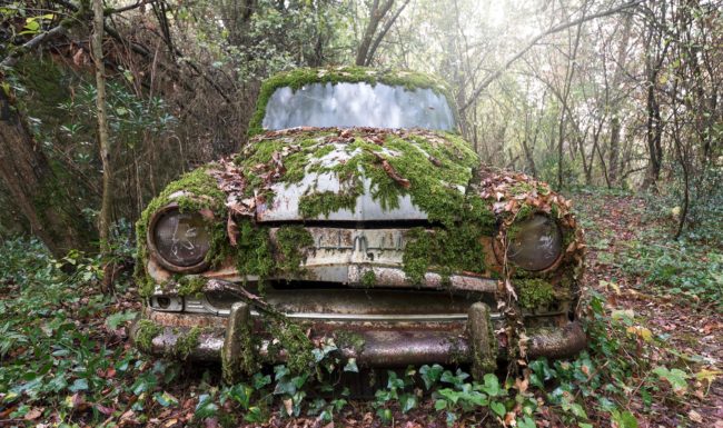 urbex-exploration-france-ouest-automobile-simca