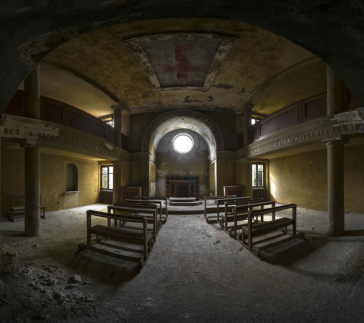 urbex-exploration-italie-red-cross-hospital-chiesa