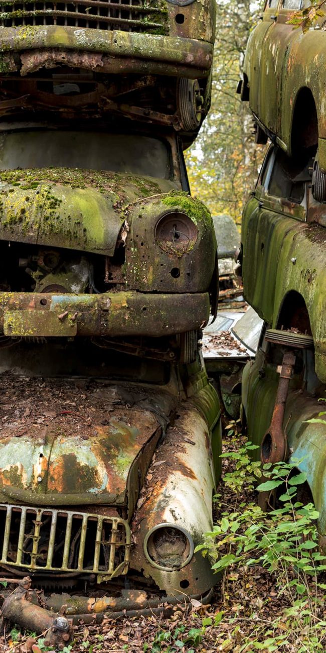 urbex-urban-exploration-autriche-graveyard-car-cimetiere