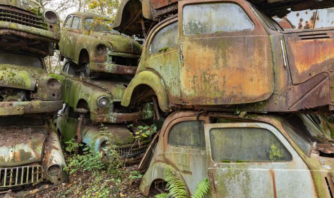 urbex-urban-exploration-autriche-graveyard-cars-rouille