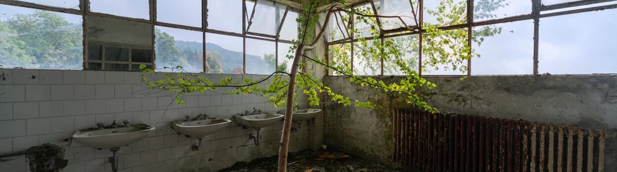 urbex-exploration-italie-red-cross-hospital-nature