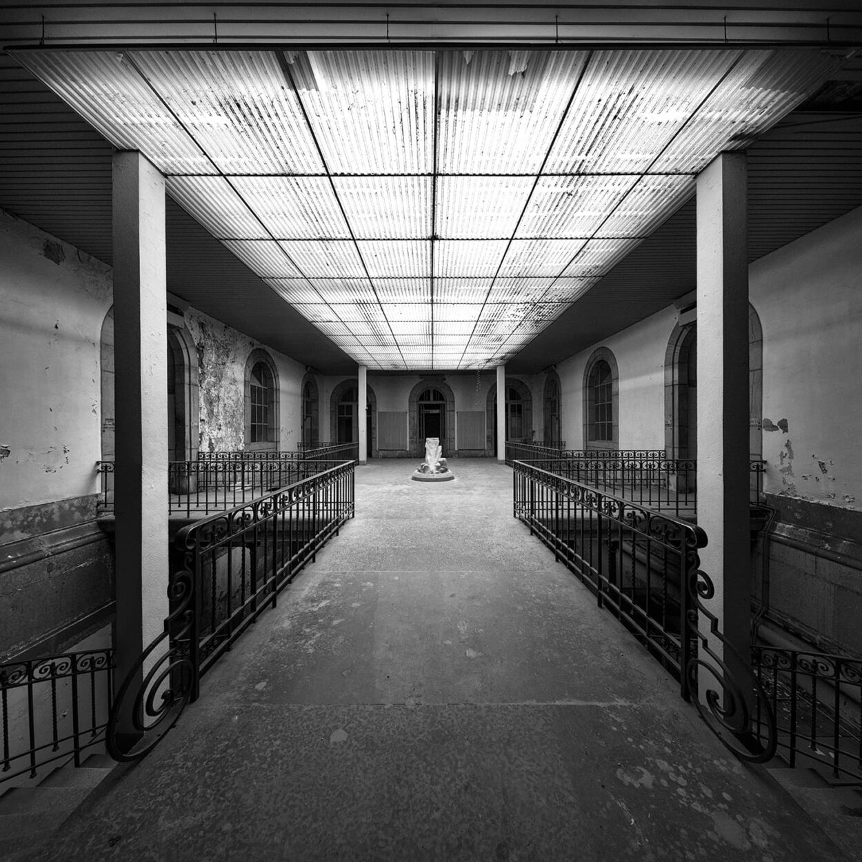 urbex-exploration-france-thermes-aix-bains-verriere