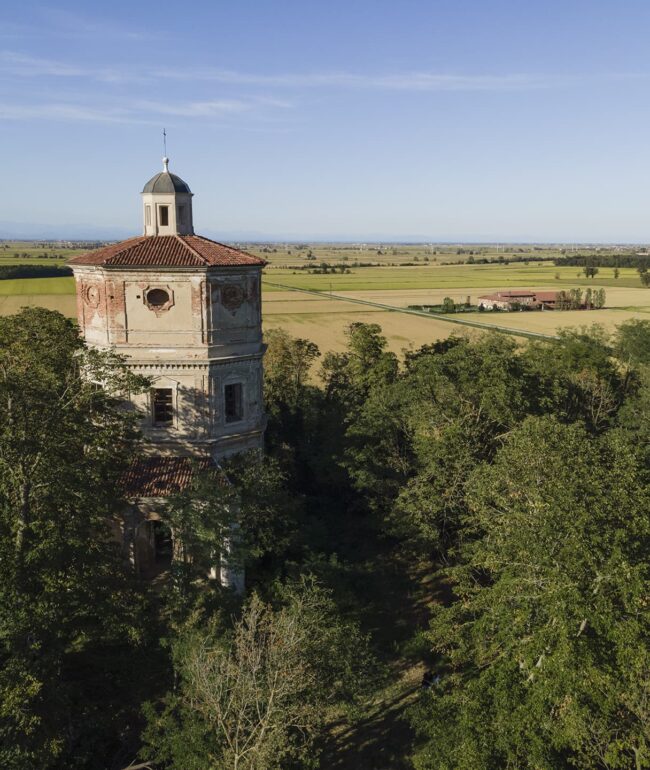 urbex-exploration-italie-drone-dji-mavic-chiesa-madonna-vigne