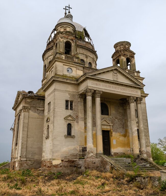 urbex-exploration-roumanie-romania-Biserica-bobda-eglise