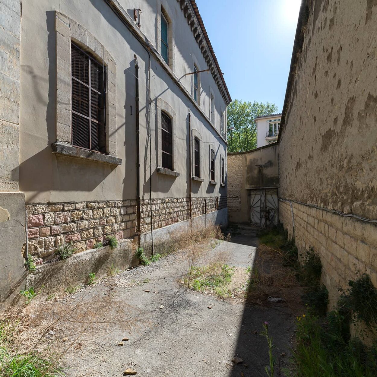 urbex-urban-exploration-avignon-prison-sainte-anne-carceral-chemin-ronde