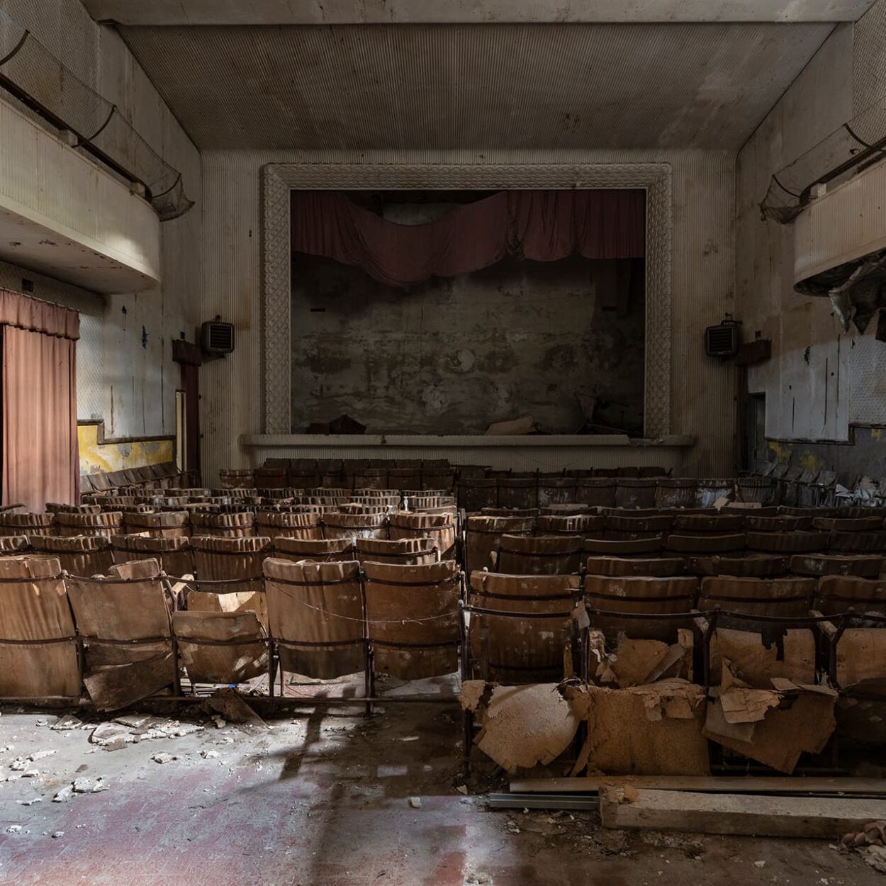 urbex-urban-exploration-italie-ciné-cinéma-amoureux