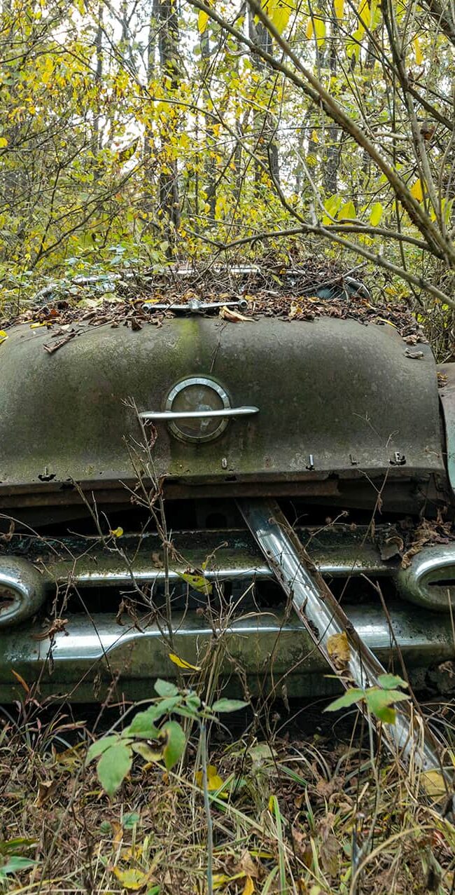 urbex-urban-exploration-usa-car-voiture-americaine-oldsmobile-88-holiday