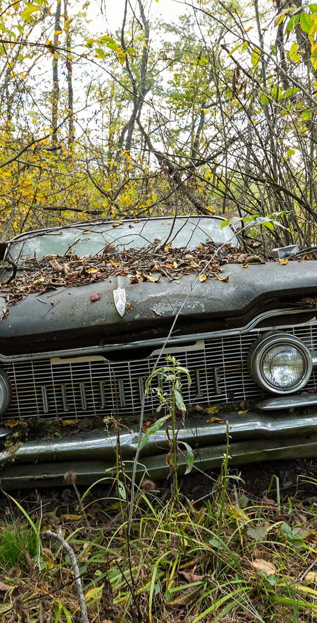 urbex-urban-exploration-usa-car-voiture-americaine-oldsmobile-eighty