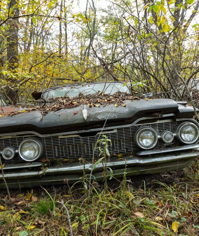 urbex-urban-exploration-usa-car-voiture-americaine-oldsmobile-eighty