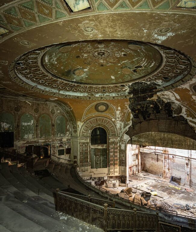 urbex-urban-exploration-usa-shore-theater-theatre