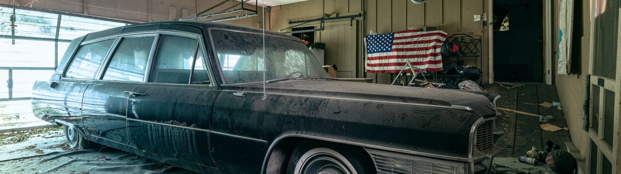 urbex-urban-exploration-usa-car-auto-hearse-corbillard